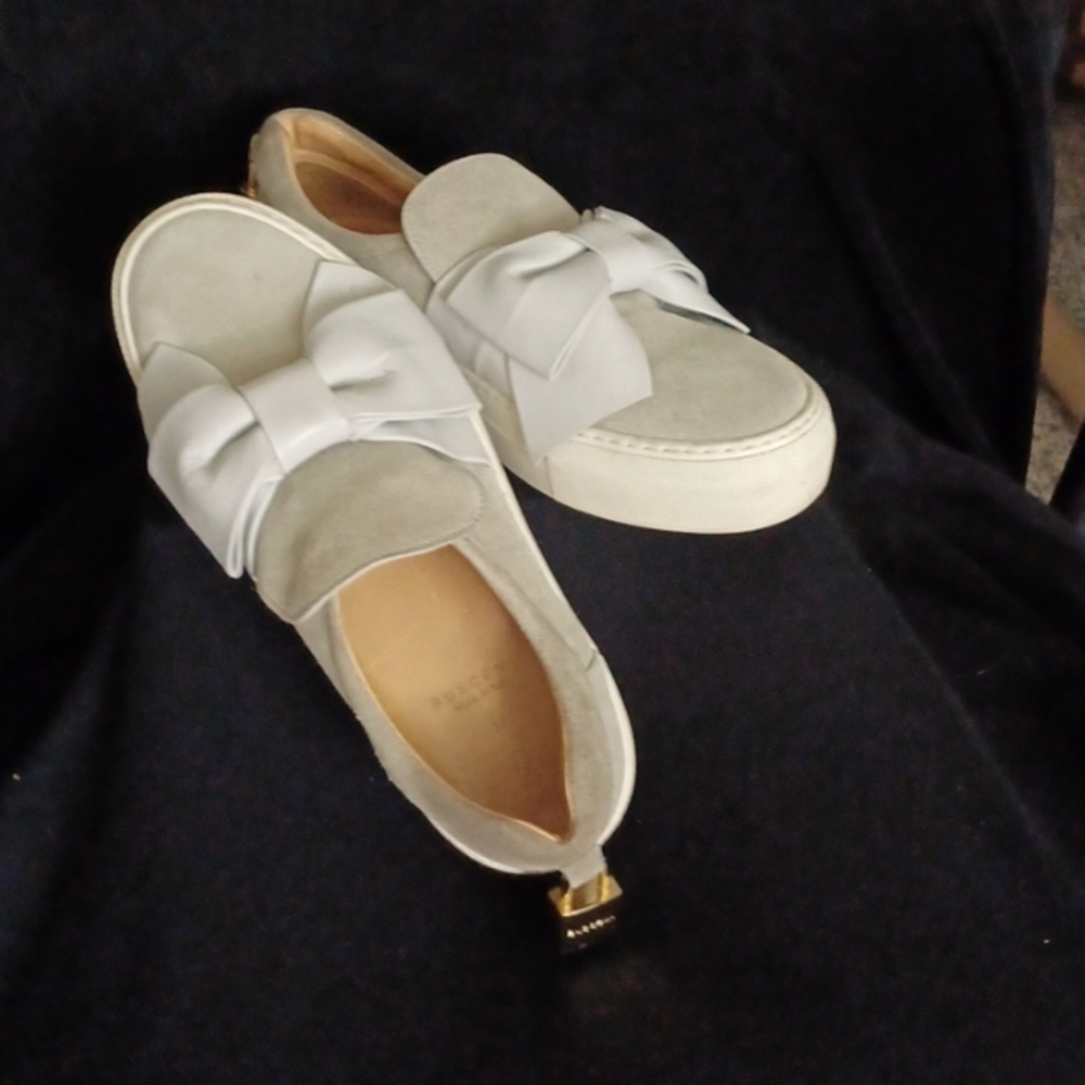 BUSCEMI DESIGNER WALKING SNEAKERS 👟  LIGHT GRAY, US SIZE 7
